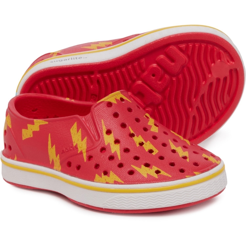 NATIVE Miles Unisex Kids Red and Yellow Lightning Slip-On. Size 13